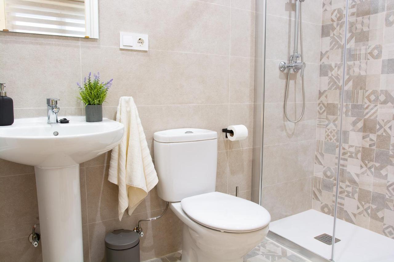 Ap Hotel Navas Аликанте Екстериор снимка